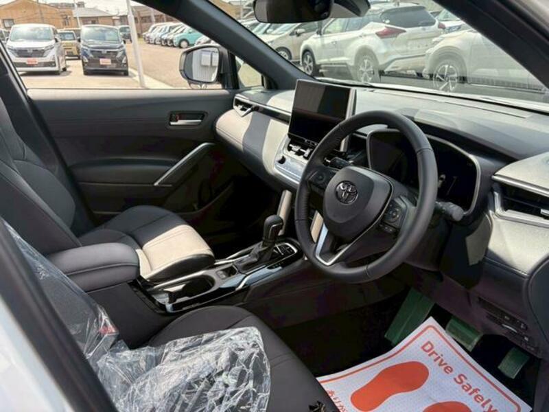 COROLLA CROSS