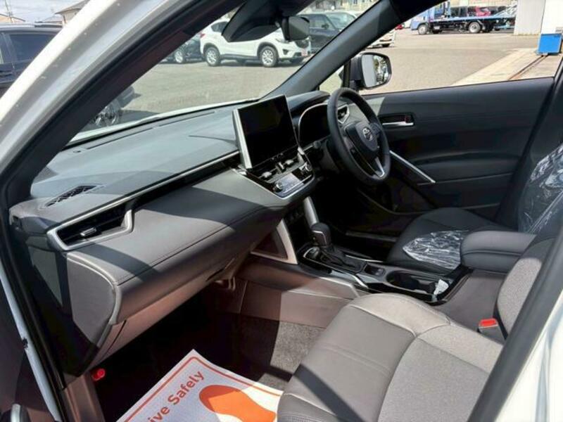 COROLLA CROSS