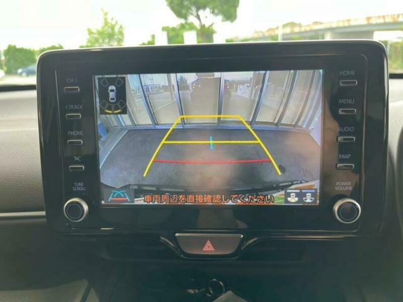 YARIS CROSS