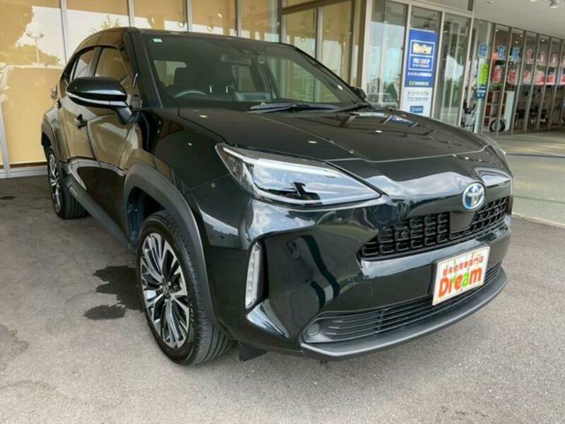 YARIS CROSS