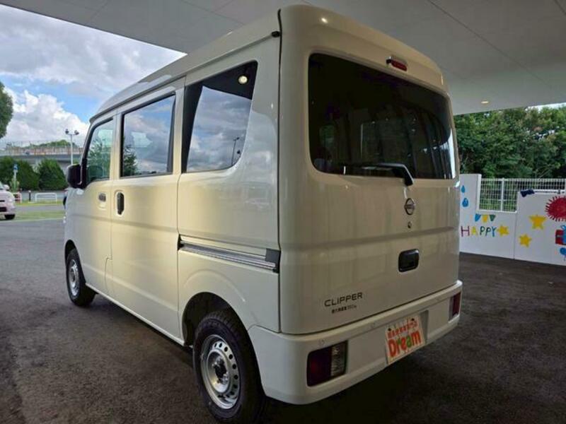 CLIPPER VAN