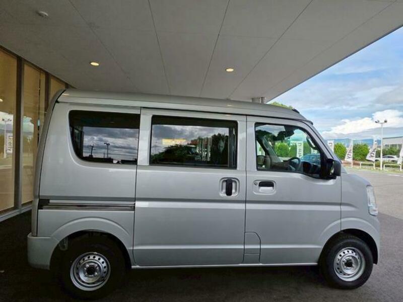 CLIPPER VAN