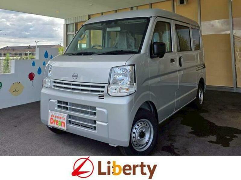 NISSAN CLIPPER VAN