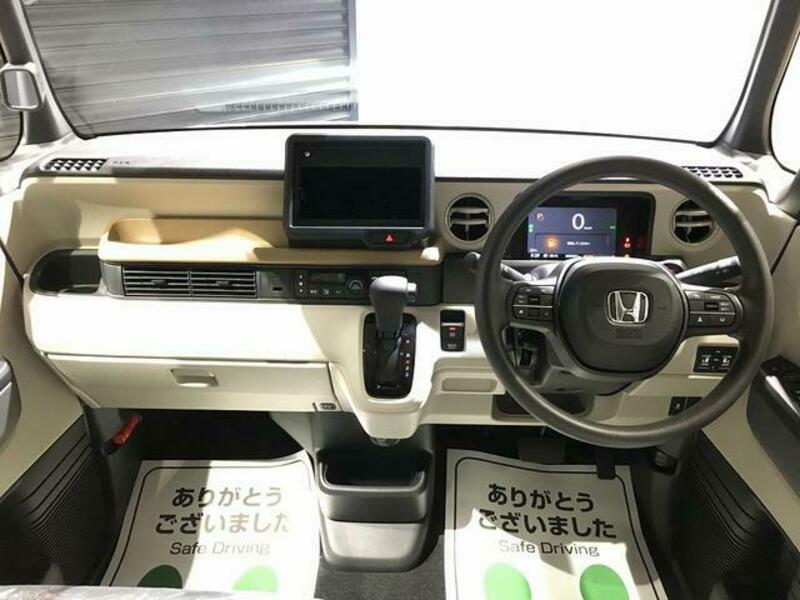 N BOX