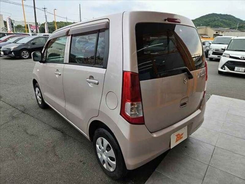WAGON R