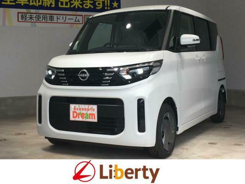 NISSAN ROOX