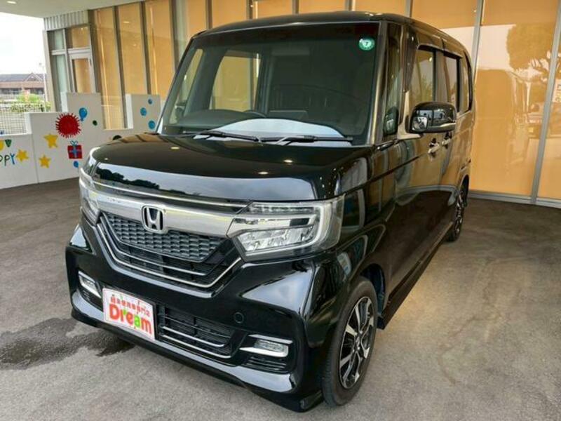N BOX CUSTOM