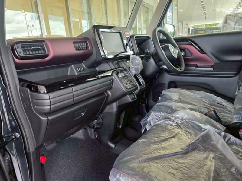 SPACIA CUSTOM