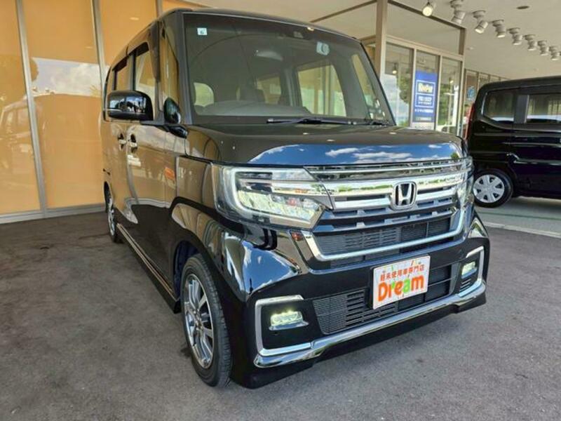 N BOX CUSTOM