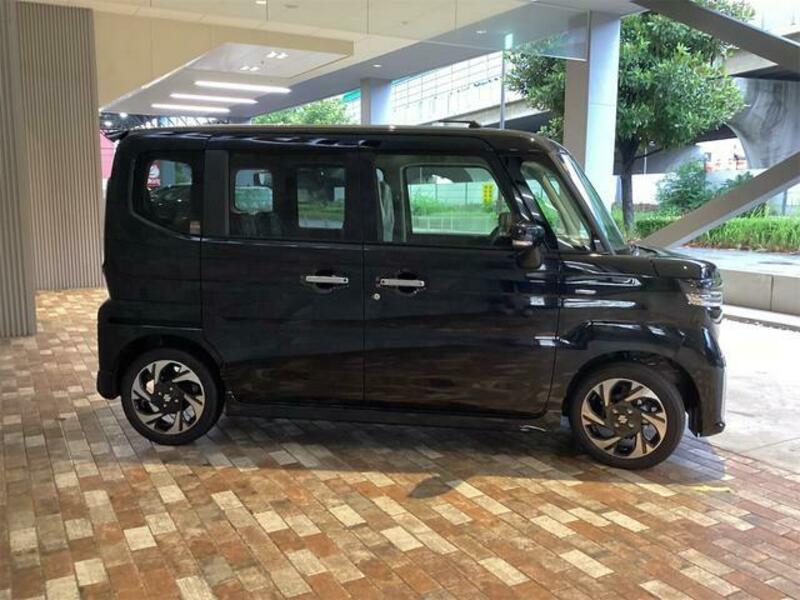 SPACIA CUSTOM