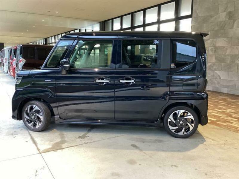 SPACIA CUSTOM