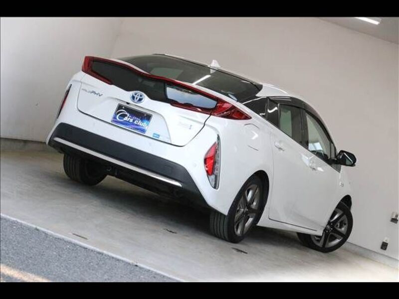 PRIUS PHV