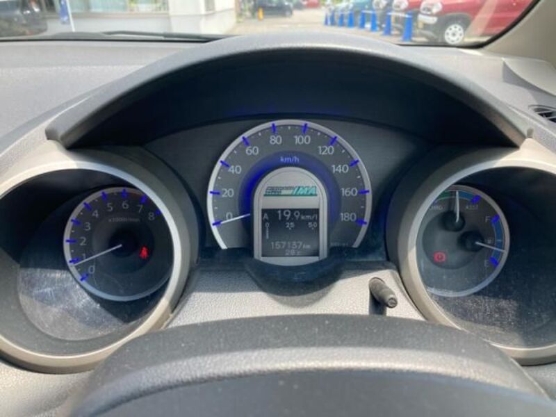 FIT HYBRID