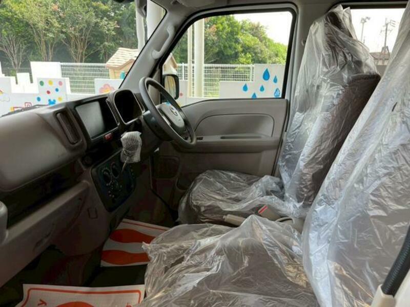 CLIPPER VAN