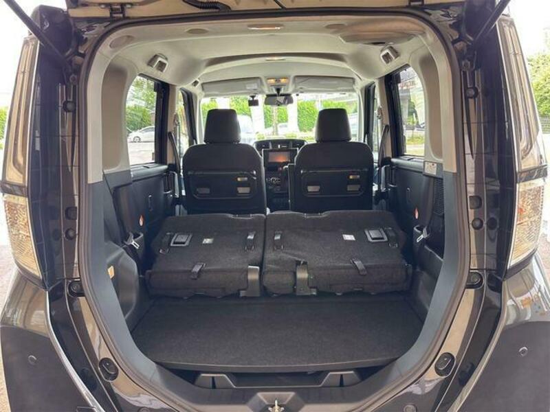 ROOMY