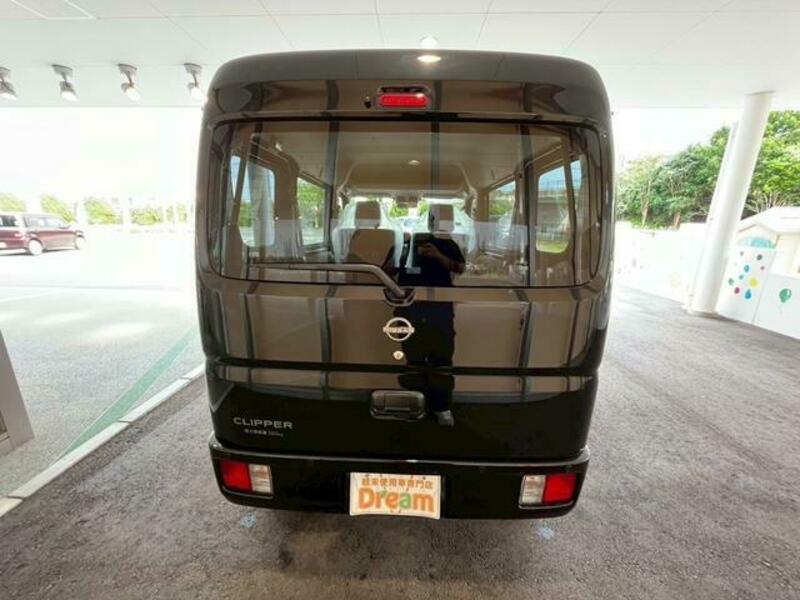 CLIPPER VAN