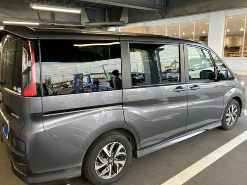 STEPWAGON SPADA