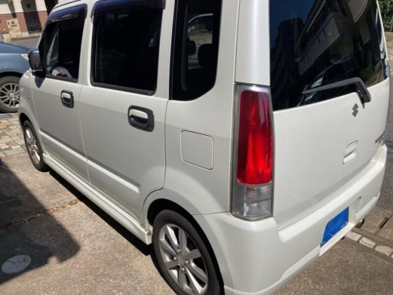 WAGON R