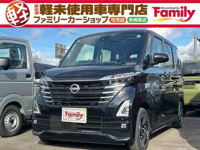 NISSAN ROOX
