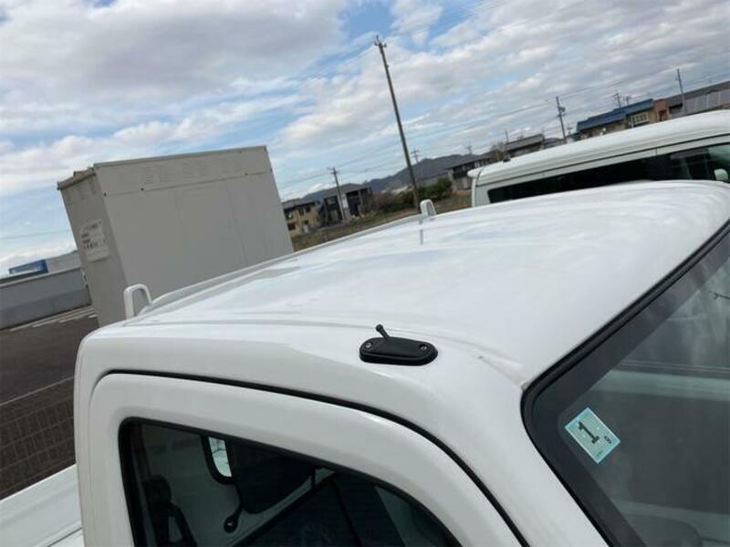 CLIPPER TRUCK