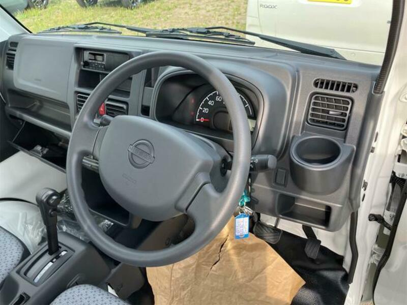 CLIPPER TRUCK