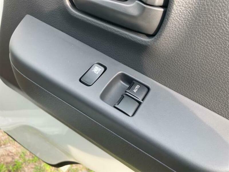 CLIPPER TRUCK