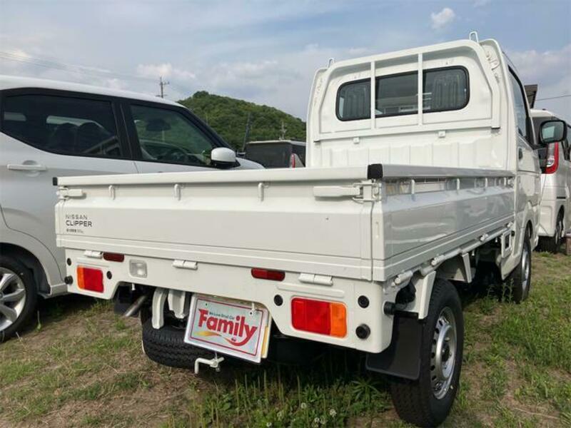 CLIPPER TRUCK