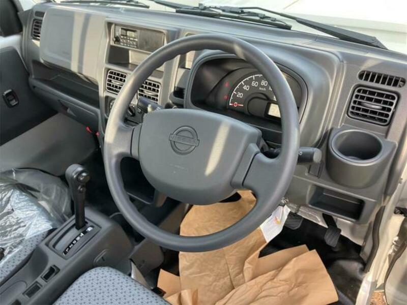 CLIPPER TRUCK