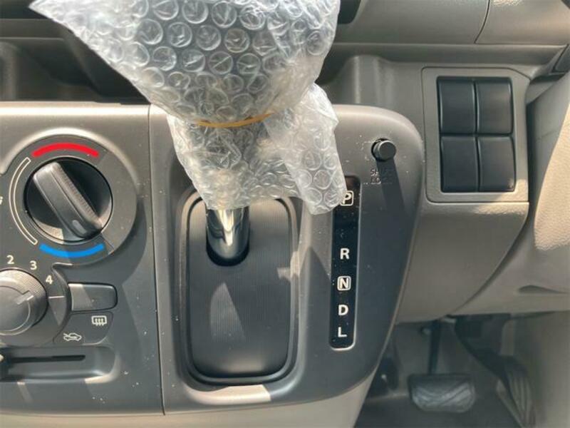 CLIPPER VAN