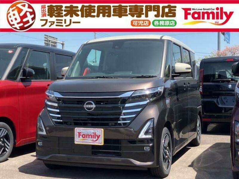NISSAN ROOX