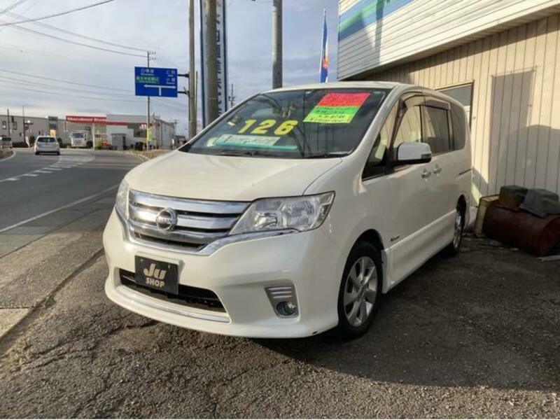 NISSAN SERENA
