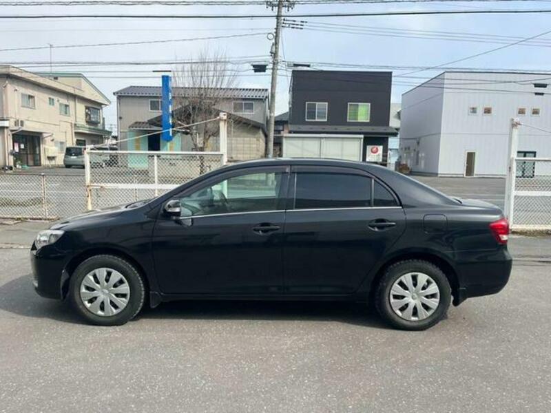 COROLLA AXIO