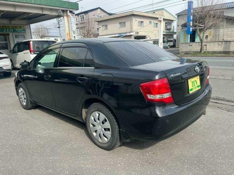 COROLLA AXIO