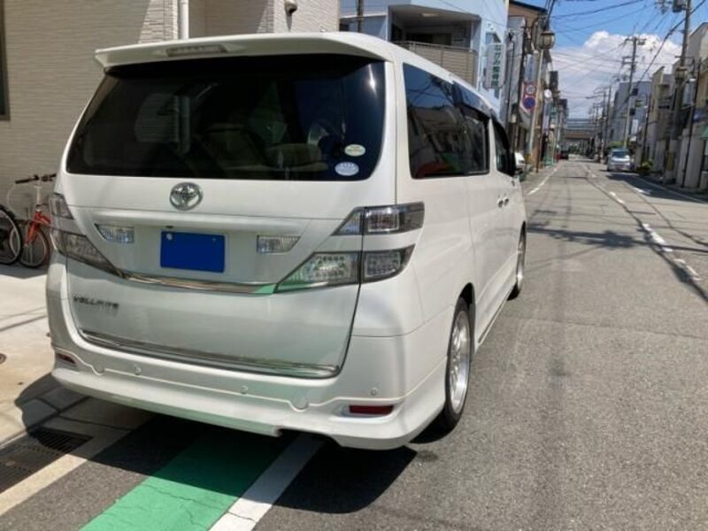 VELLFIRE