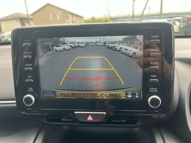 YARIS CROSS