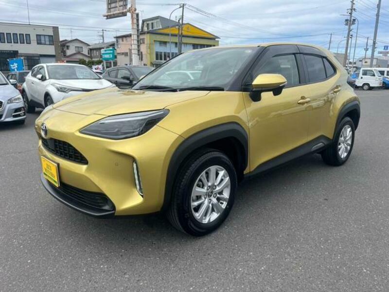 TOYOTA YARIS CROSS