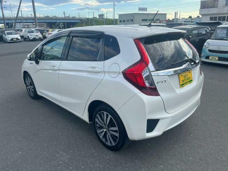 FIT HYBRID