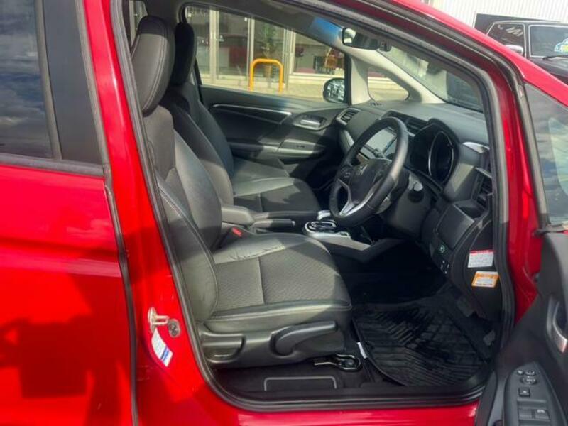 FIT HYBRID