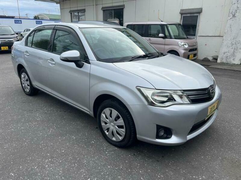 COROLLA AXIO