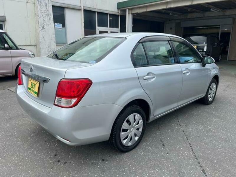COROLLA AXIO