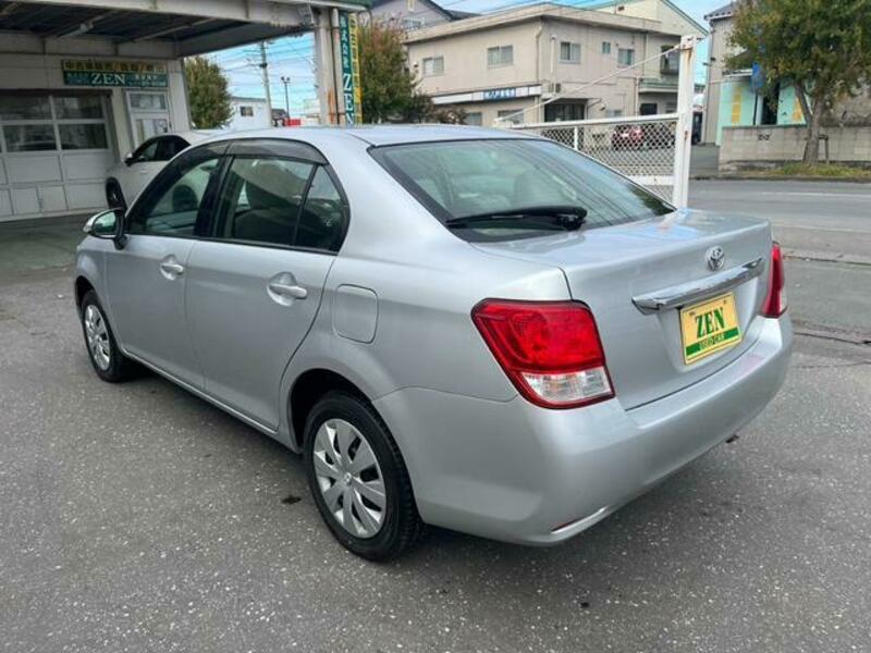 COROLLA AXIO