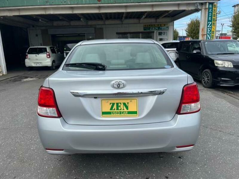 COROLLA AXIO