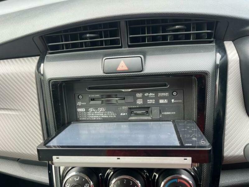 COROLLA AXIO