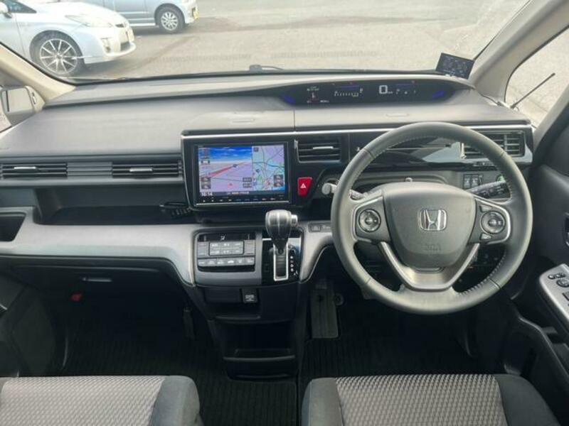 STEPWAGON SPADA