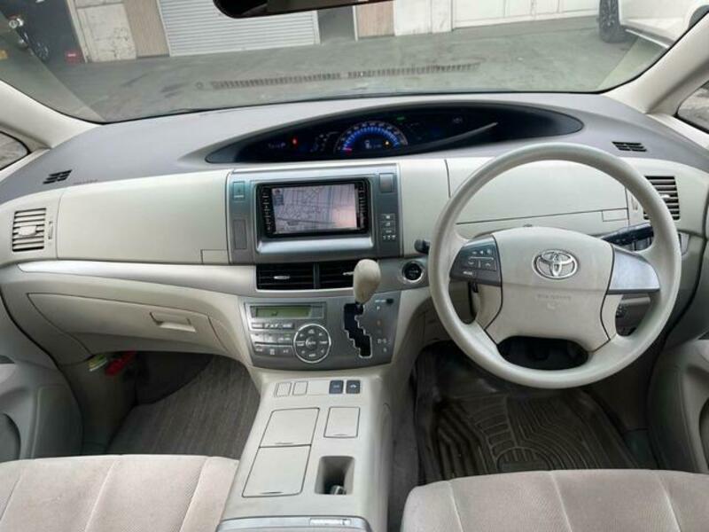 ESTIMA HYBRID