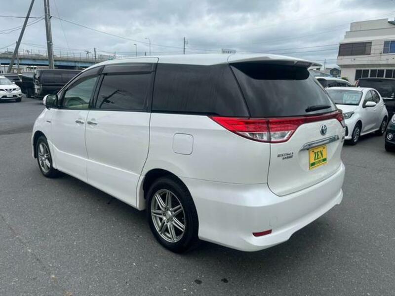 ESTIMA HYBRID