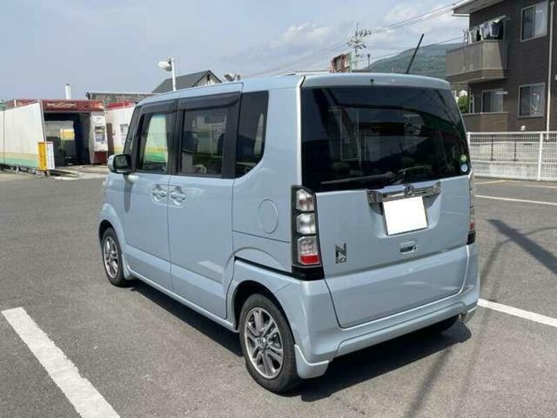 N BOX