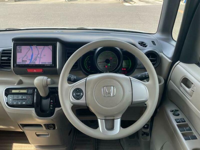 N BOX