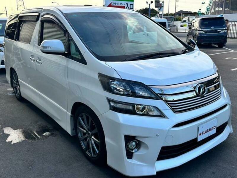 TOYOTA VELLFIRE