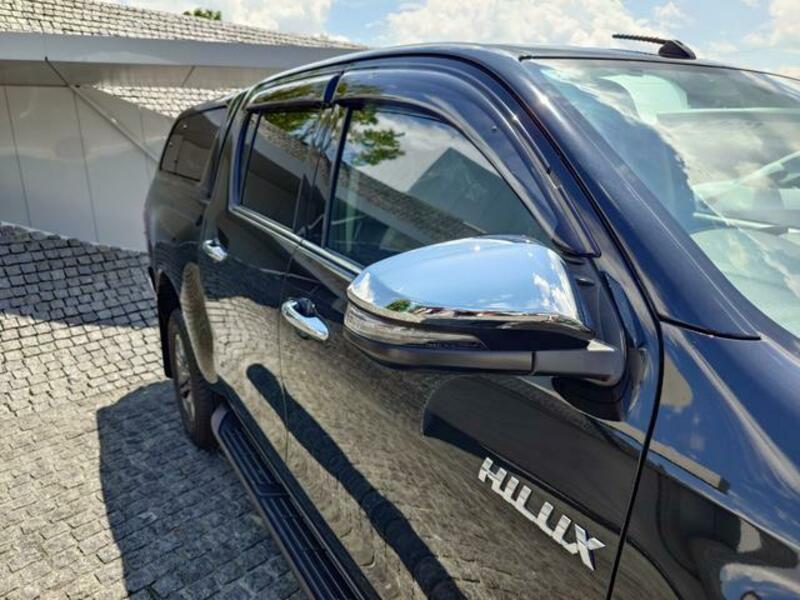 HILUX